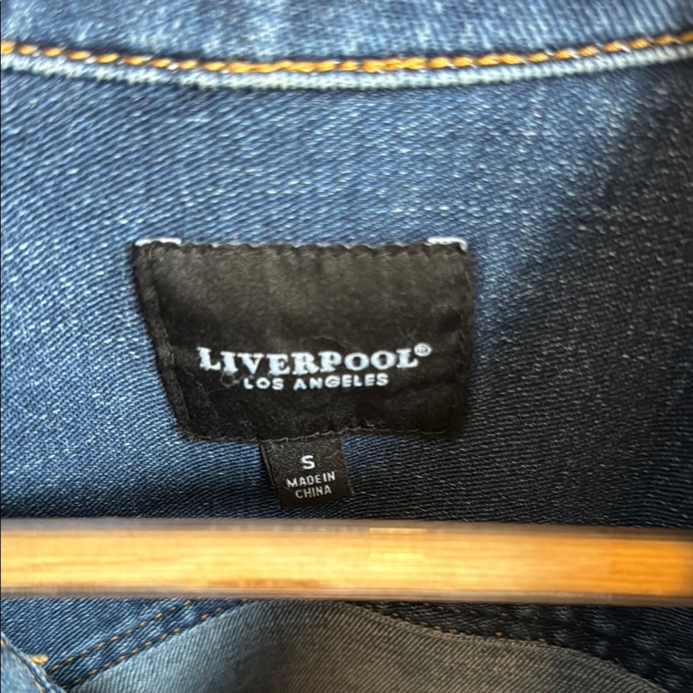 Universal Thread Blue Jean Jacket Oversized Style - image 2